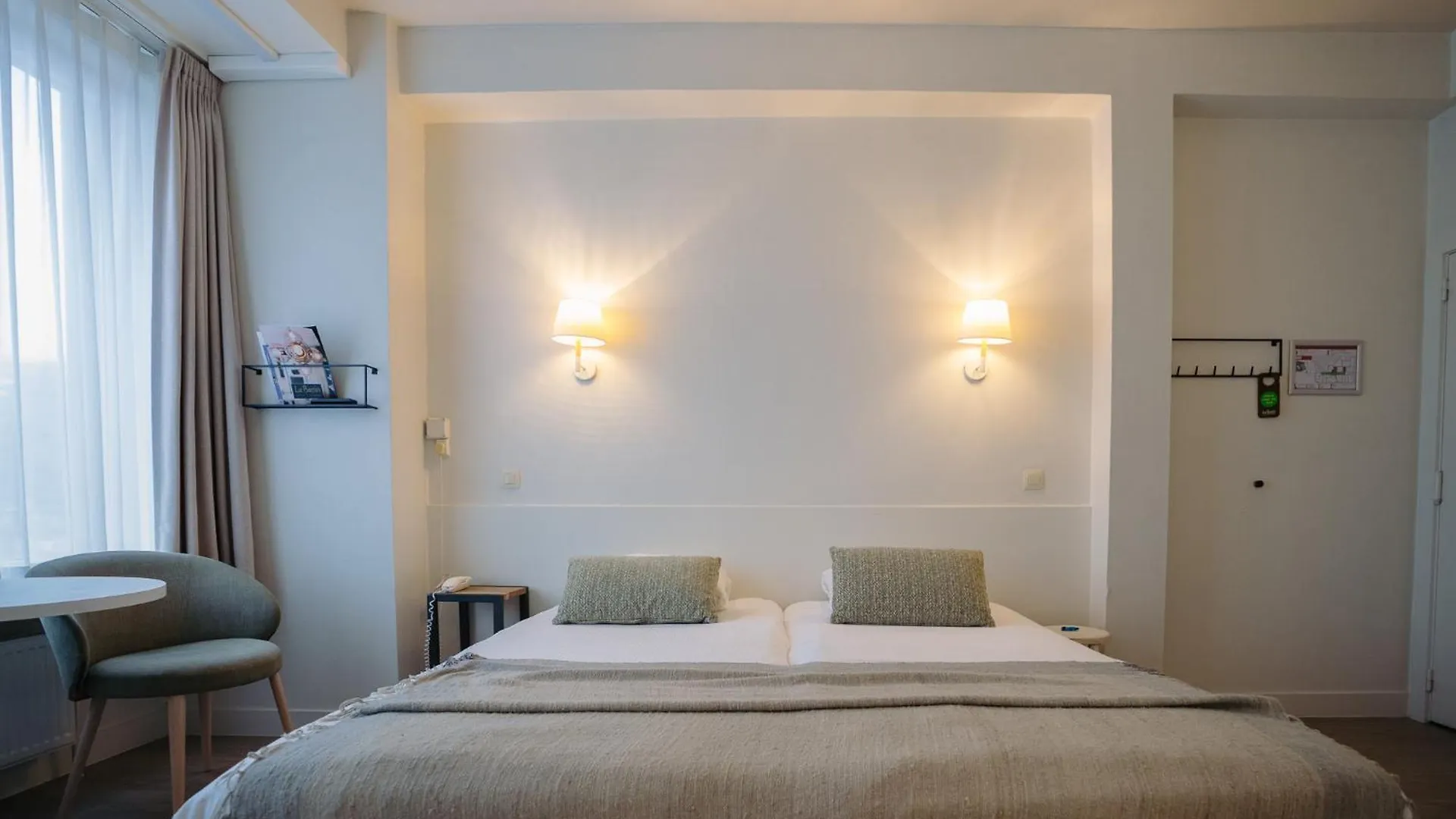 אוסטנדה Hotel Du Bassin בלגיה