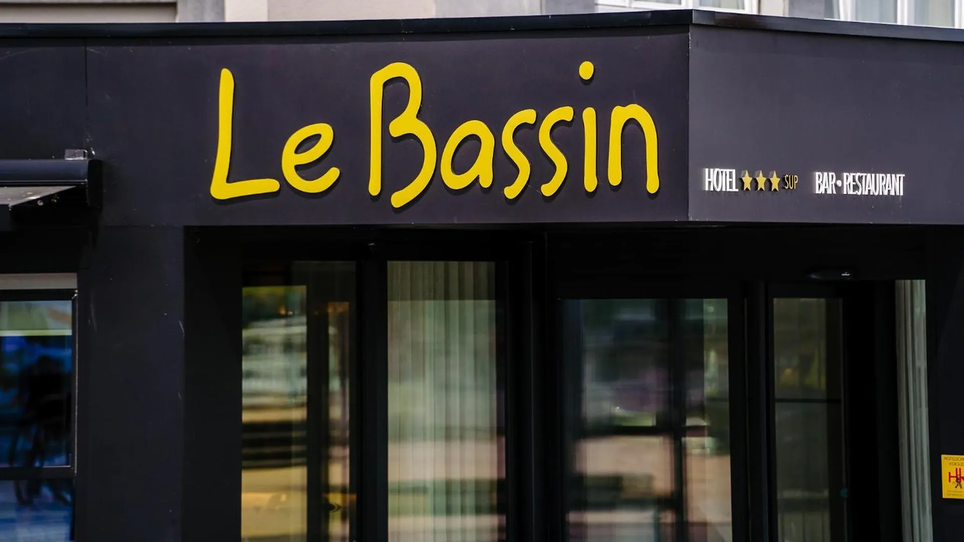 אוסטנדה Hotel Du Bassin 3*,  בלגיה
